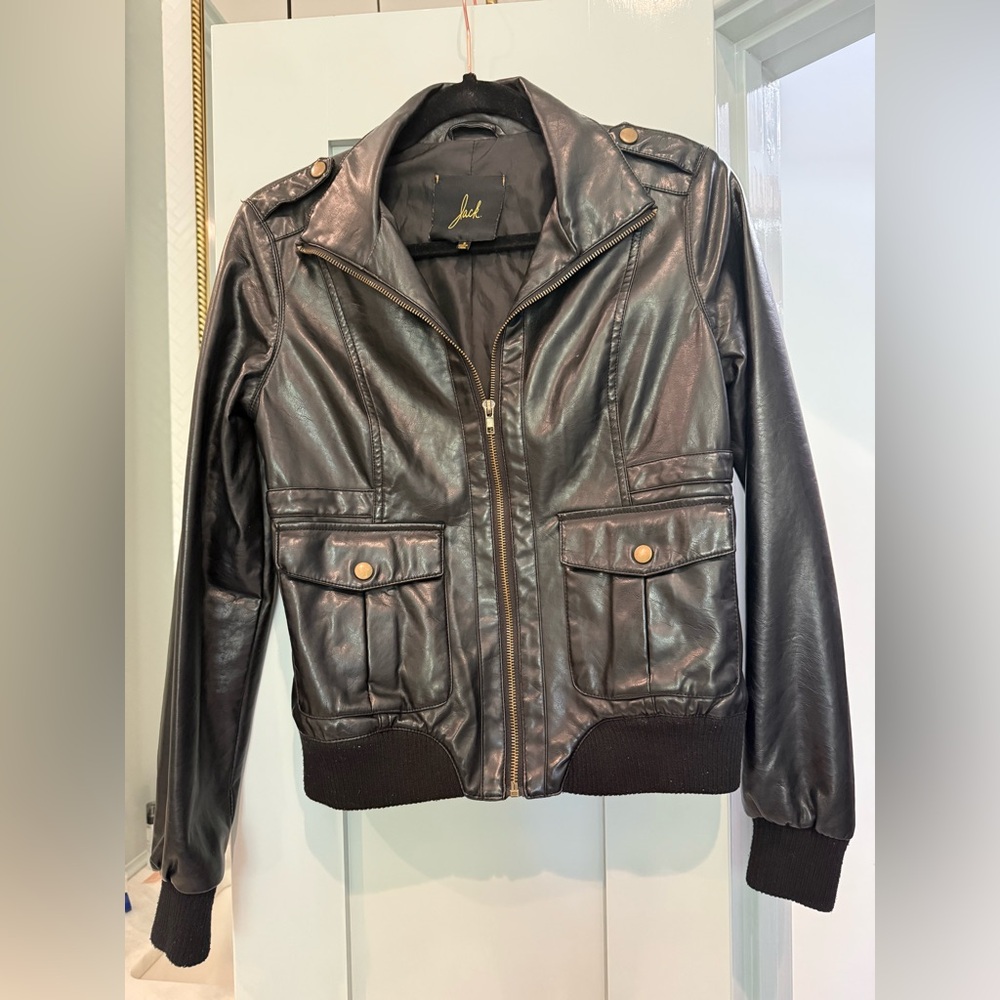Jack by BB Dakota black faux leather moto Women’s size small zip